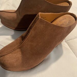Kork-Ease Tan Suede Women's Mules